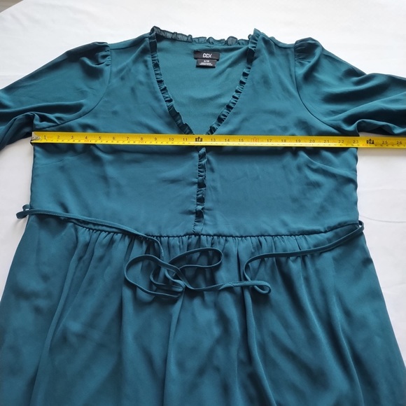 CITY CHIC ccx Long Sleeve Green V-neck Mini Dress Size 16 - Picture 8 of 11